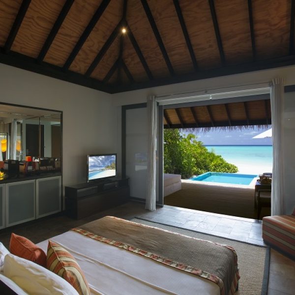 Velassaru 35final-0184 pool