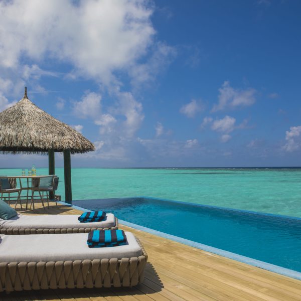 Velassaru_Water Suite _1990